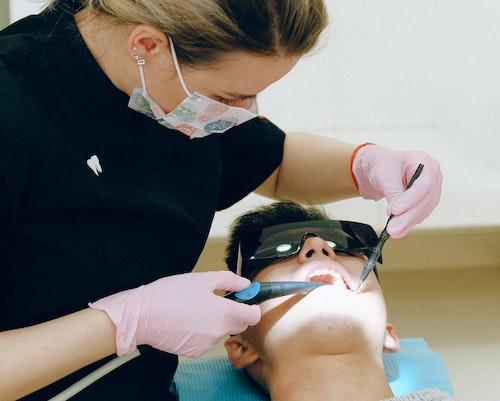 lihue patient getting a dental cleaning